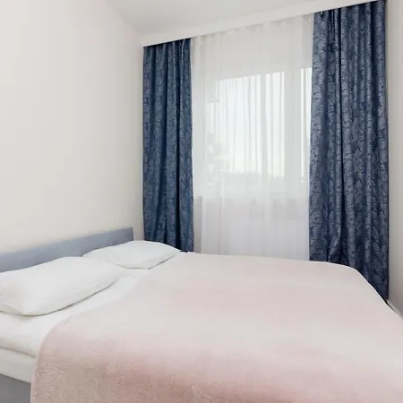 Cozy Lopuszanska By Renters Apartment