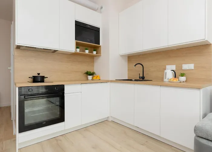 Cozy Lopuszanska By Renters * Warszawa