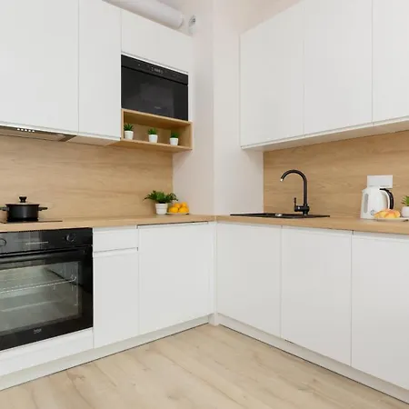 Cozy Lopuszanska By Renters * Warschau